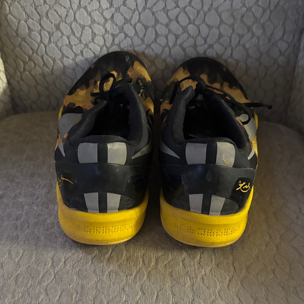 Nike Kobe 8 - image 3